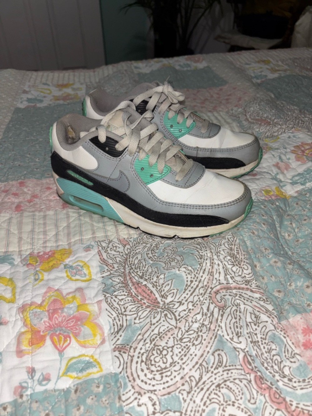 Nike Women's White, Gray and Mint Green Casual Sneakers